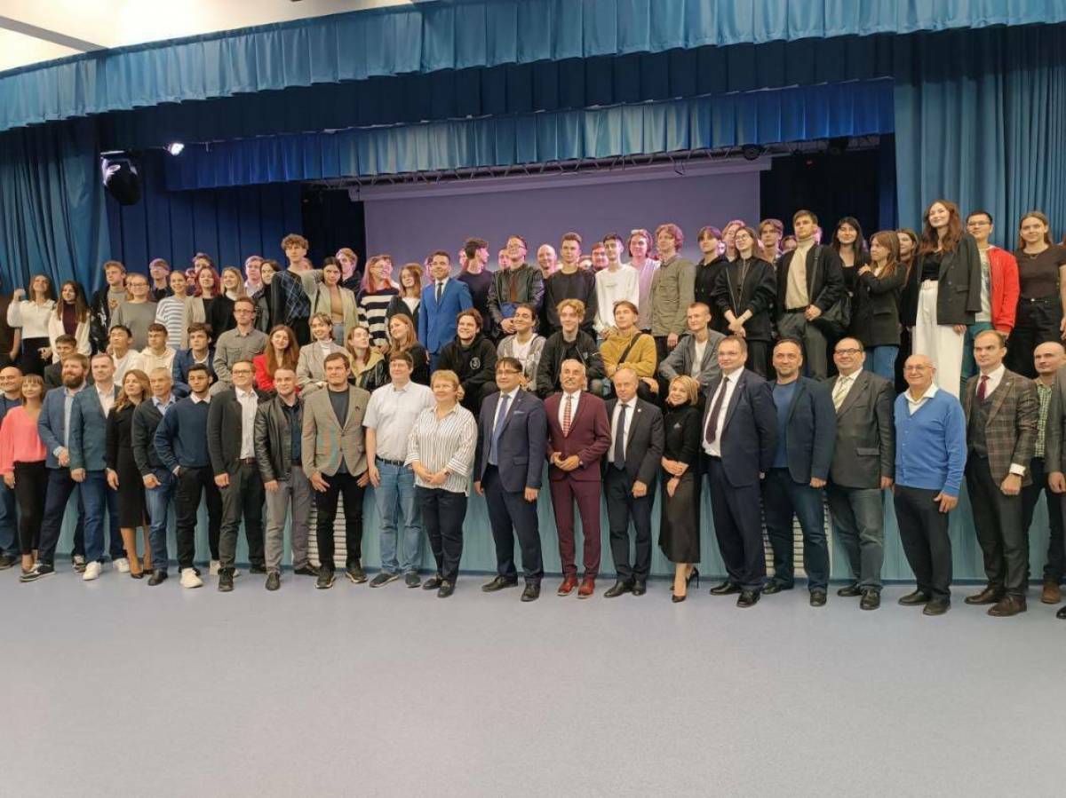 Высшую школу цифровых технологий открыли на базе Тюменского индустриального университета