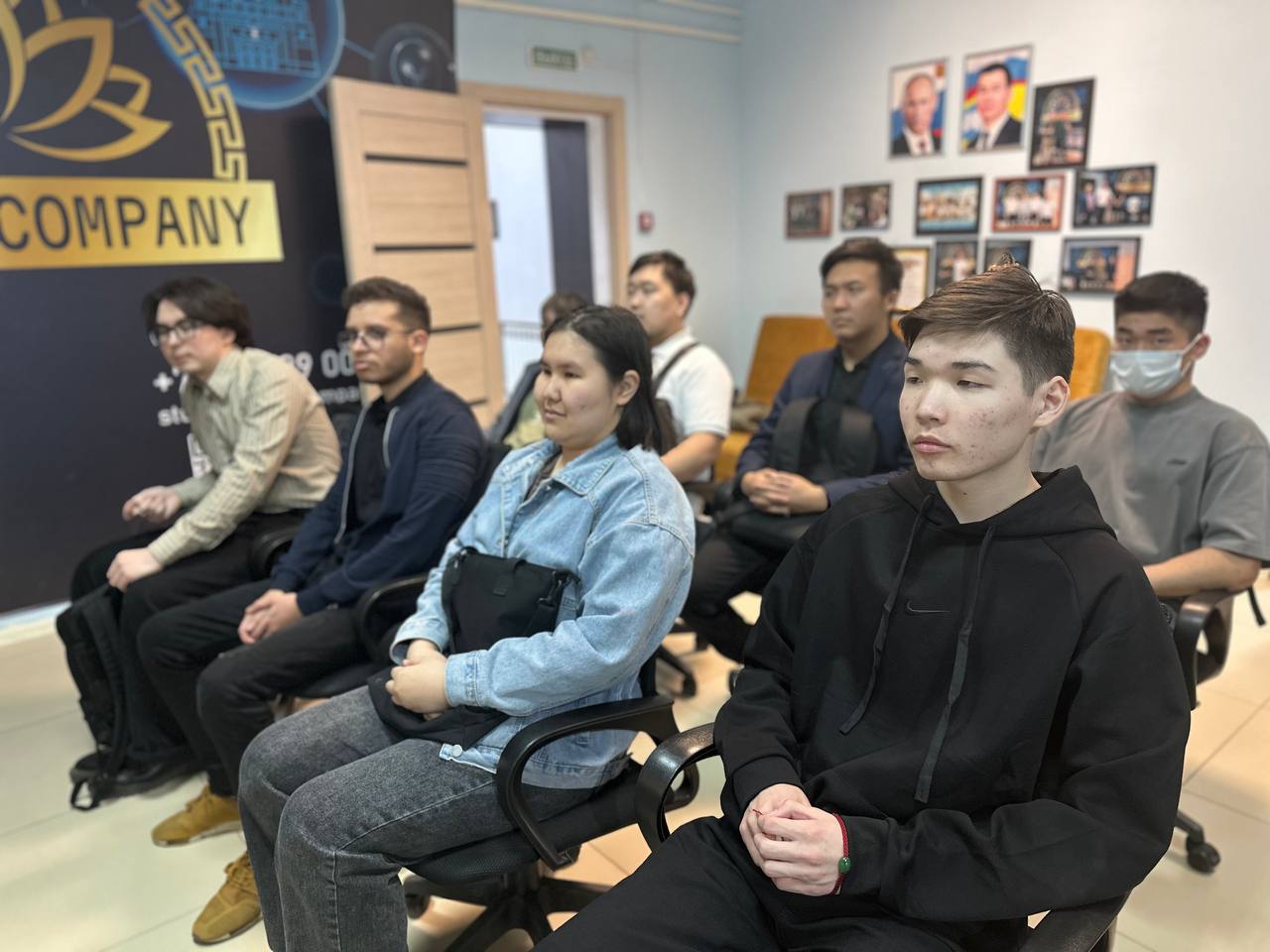 В преддверии Дня Рунета школьники и студенты посетили ведущие ИТ-компании России