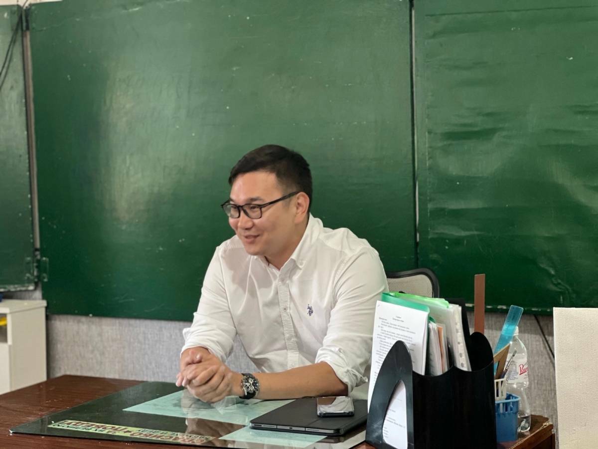 Региональный координатор партийного проекта "Цифровая Россия" Алексей Этеев провел встречу с представителями старшего поколения