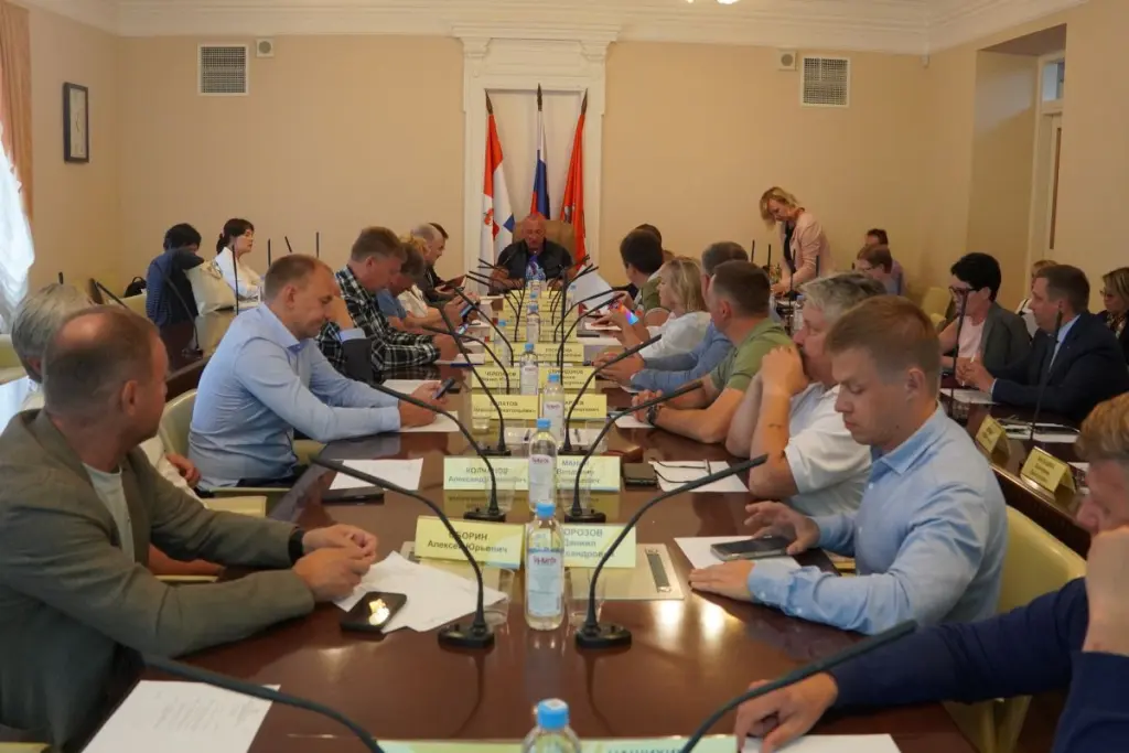 В ПЕРМСКОЙ ГОРОДСКОЙ ДУМЕ ЗАСЛУШАЛИ ИНФОРМАЦИЮ О РЕАЛИЗАЦИИ ПАРТПРОЕКТОВ «ЦИФРОВАЯ РОССИЯ» И «КРЕПКАЯ СЕМЬЯ»