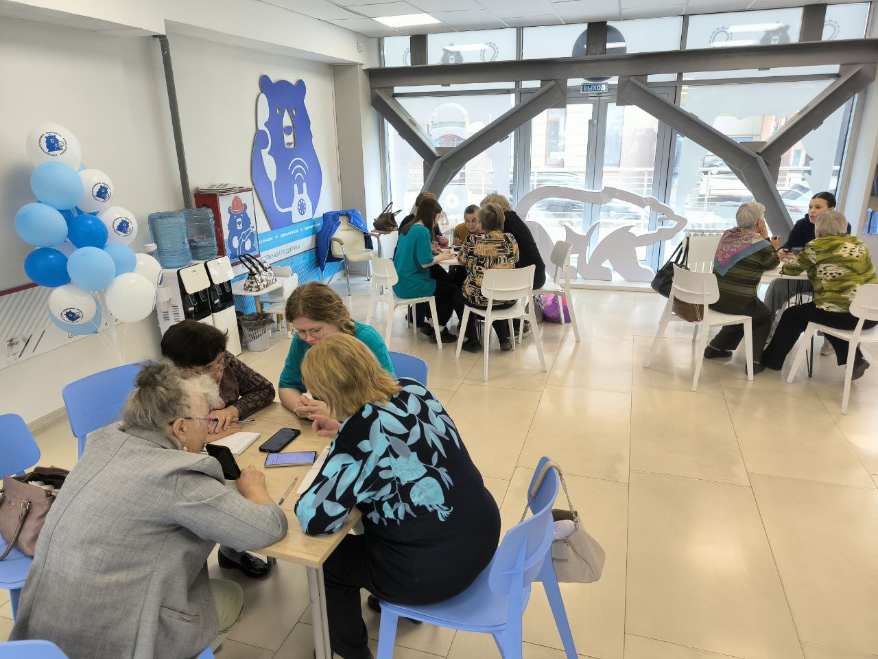 Пенсионеры из Иваново могут получить бесплатную помощь по работе с цифровыми сервисами