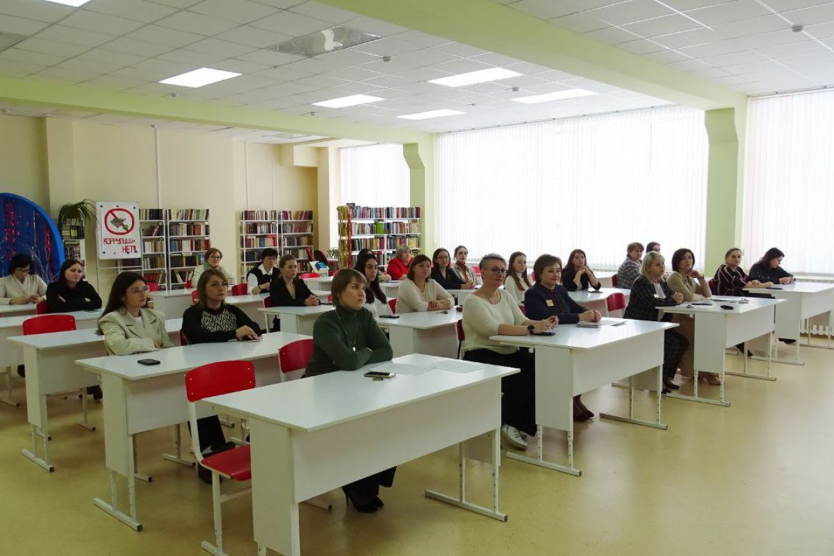 КУРСКИЕ ЕДИНОРОССЫ ПРИНЯЛИ УЧАСТИЕ В ОБСУЖДЕНИИ ЦИФРОВИЗАЦИИ СРЕДНЕЙ ШКОЛЫ № 62