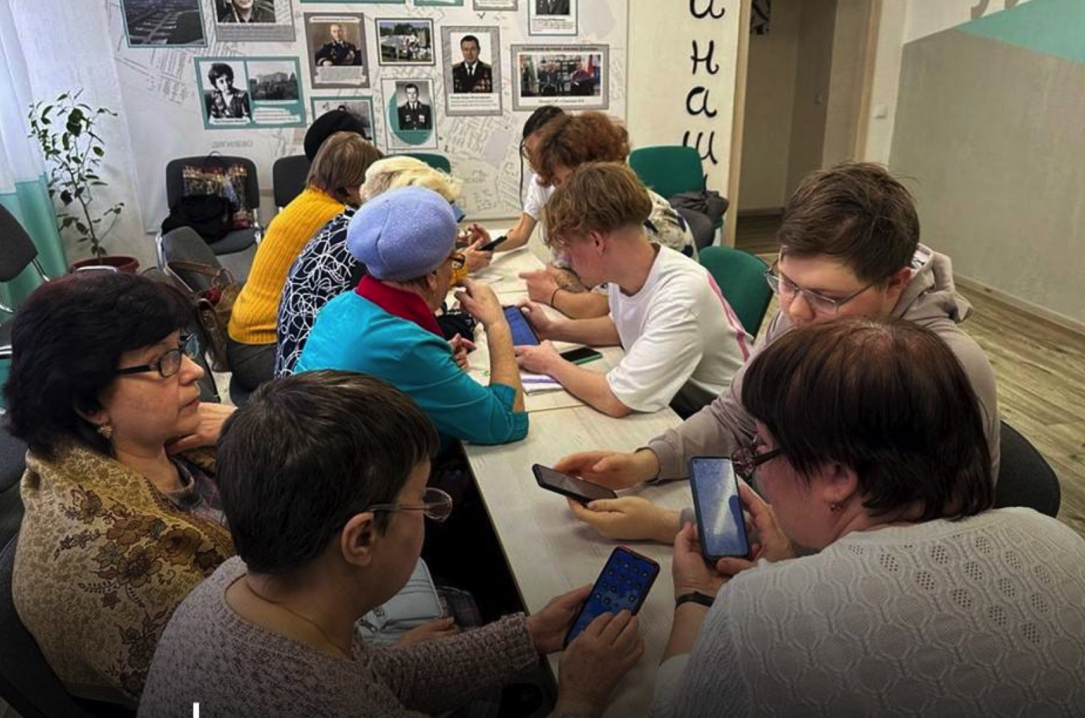 Старшее поколение Рязани познакомилось с функционалом портала «Госуслуги»