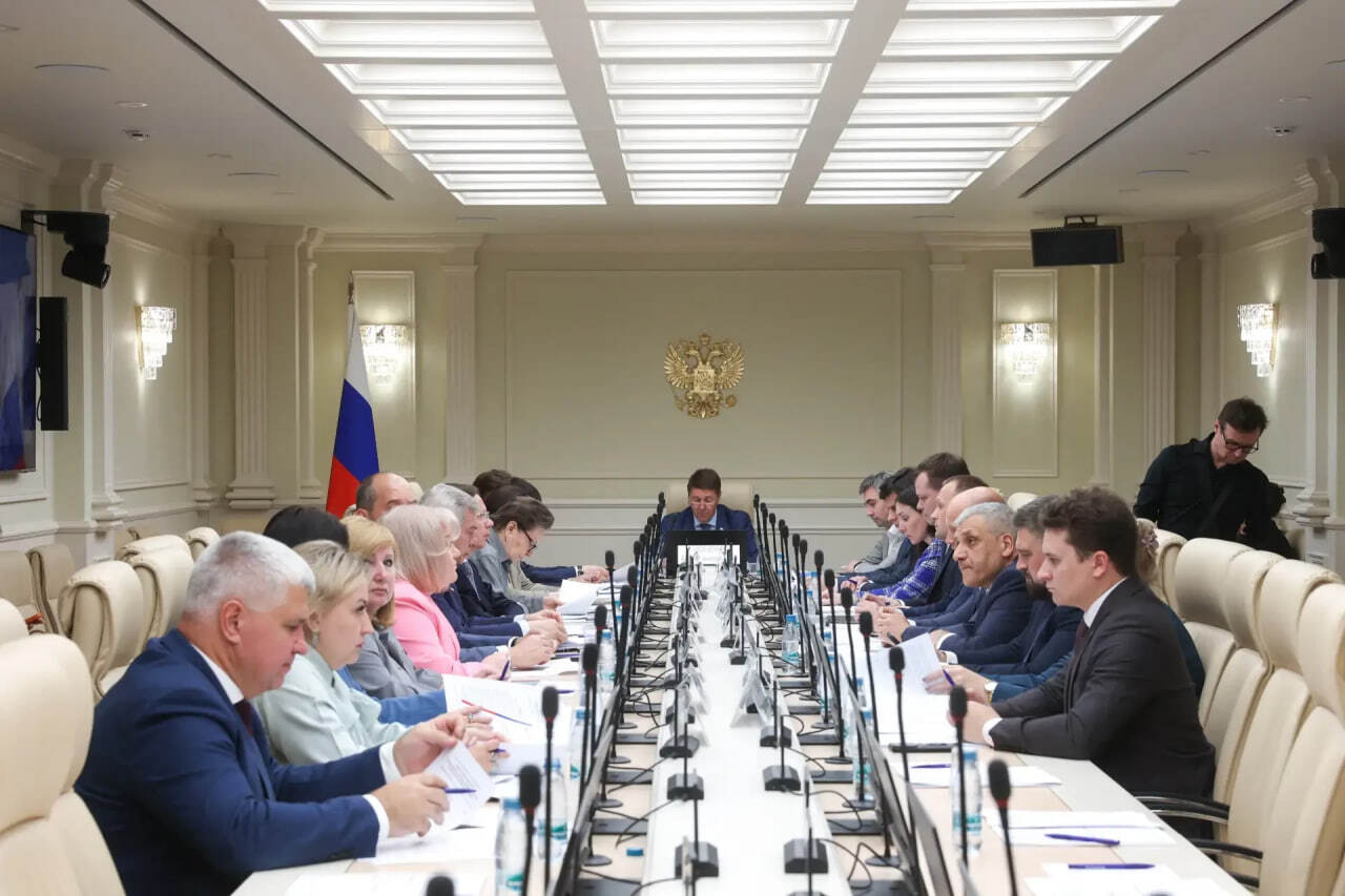 Станислав Логинов рассказал о цифровизации муниципального управления Тюменской области в Совете Федерации